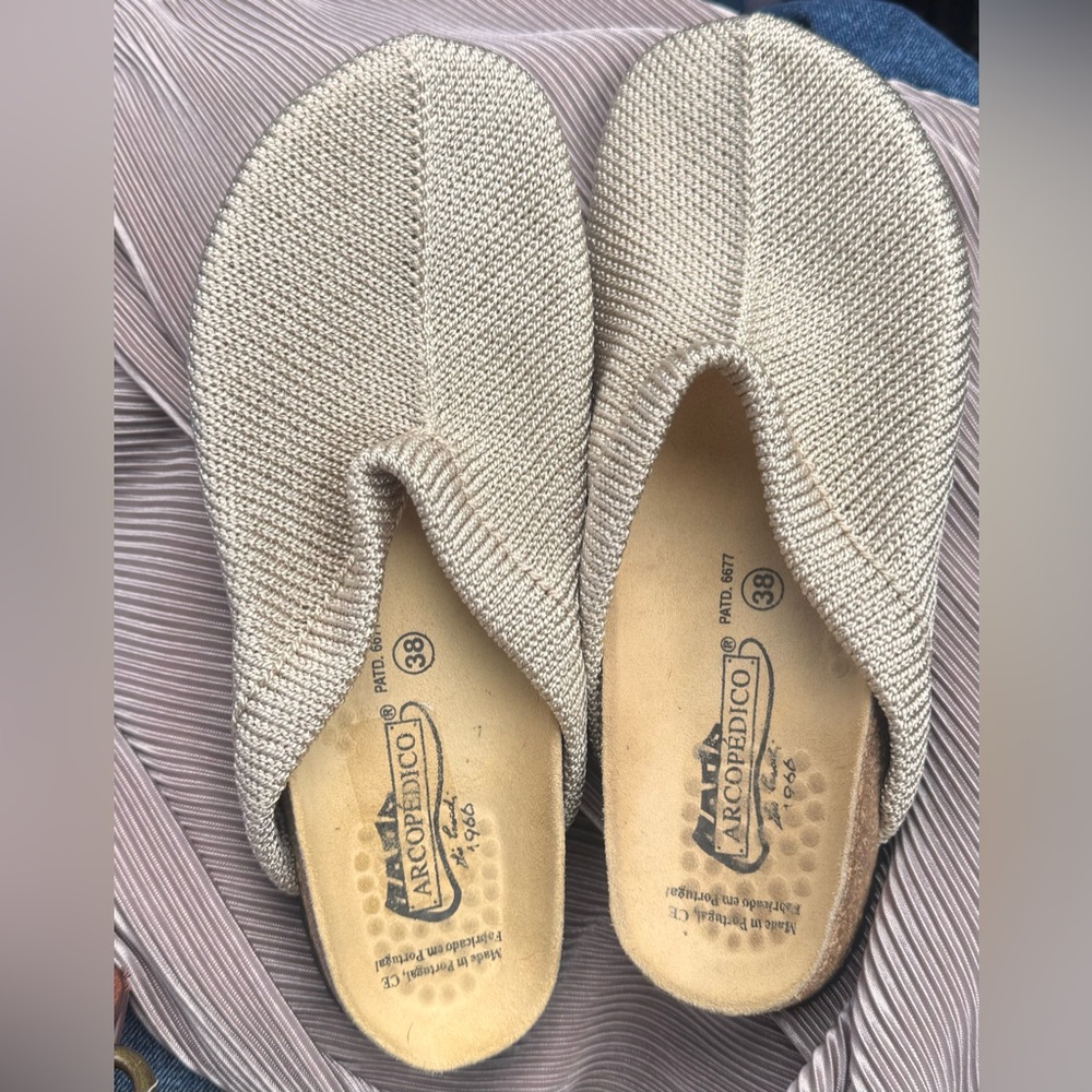 Arcopedico metallic clogs